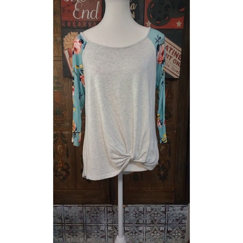 Staccato Women's Gray Blue Floral Raglan 3/4 Sleeve Twist Hem Pullover Tee sz S